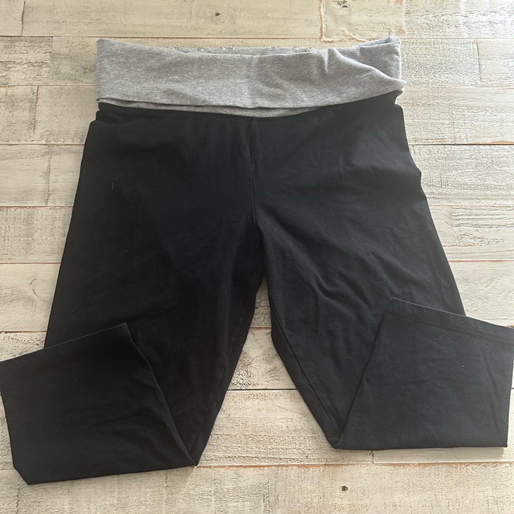 Victoria Secret Pink Yoga Capris with Lettering on Back